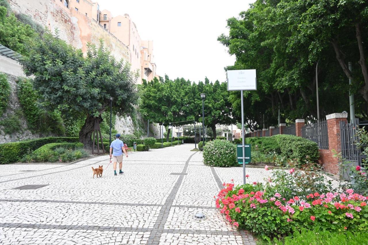 Zenflamingo Mini Monolocale Apartment Cagliari Ngoại thất bức ảnh